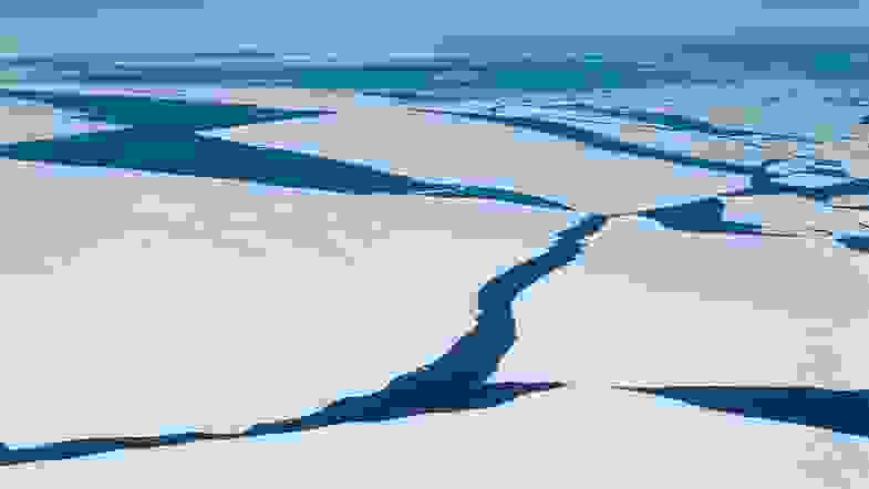 Zoom: floating-ice.jpg