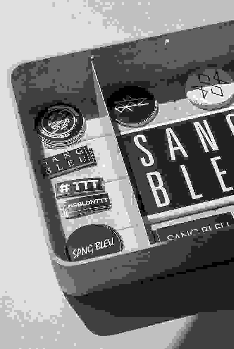 sang_bleu_015.jpg