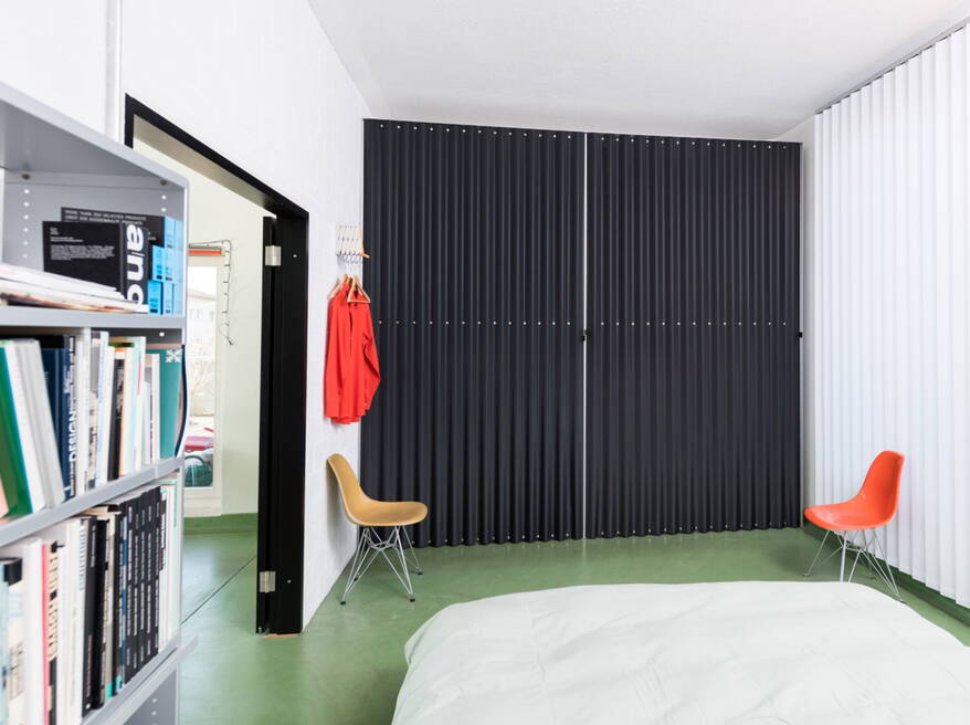 Faltvorhang-Schrank Thut
