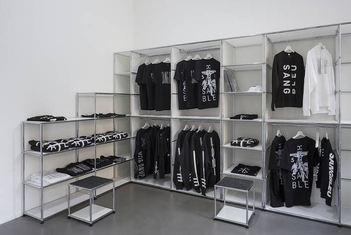 sang_bleu_292.jpg sang_bleu_292.jpg