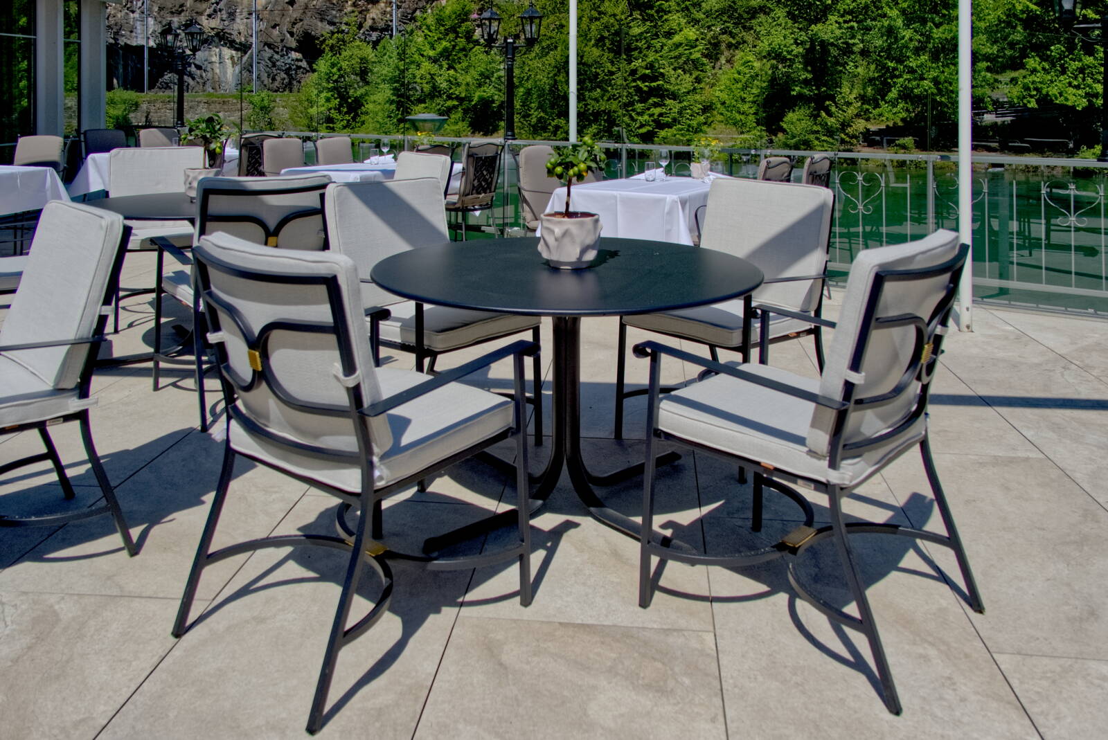 Hotel Beau Rivage, Interlaken Oudoor Bar & Terrasse