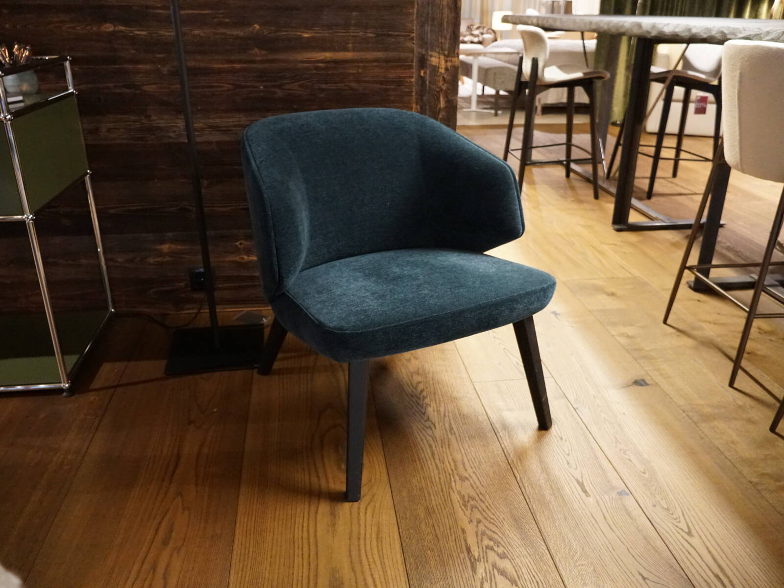 Sessel Back me up Lounge von Montis