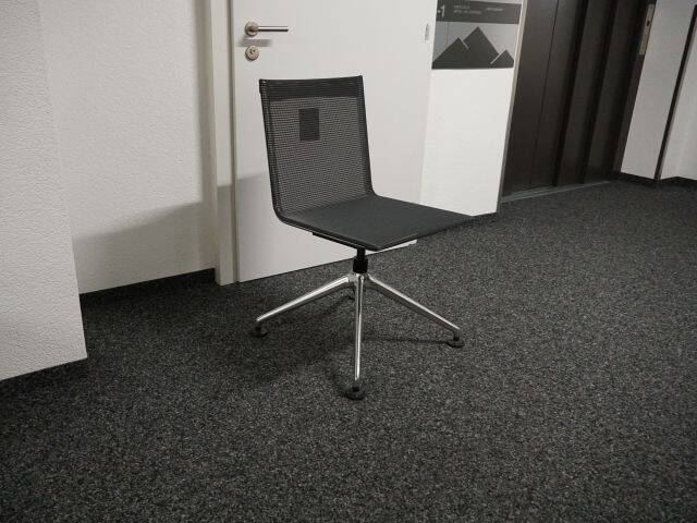 Stuhl Blaq 473 von Rosconi / D-Tec Stuhl Blaq 473 von Rosconi / D-Tec