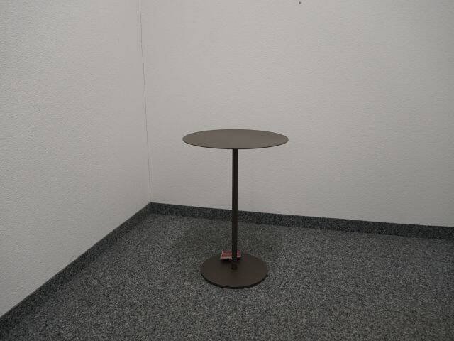 Beistelltisch M05 von S+ Systemmöbel Beistelltisch M05 von S+ Systemmöbel