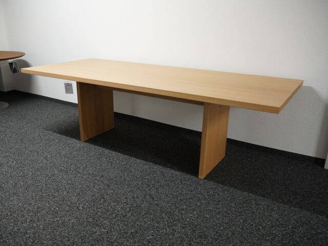 Tisch Flank von Mobimex