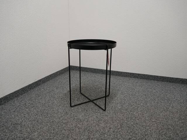 Beistelltisch Habibi von E15 Beistelltisch Habibi von E15